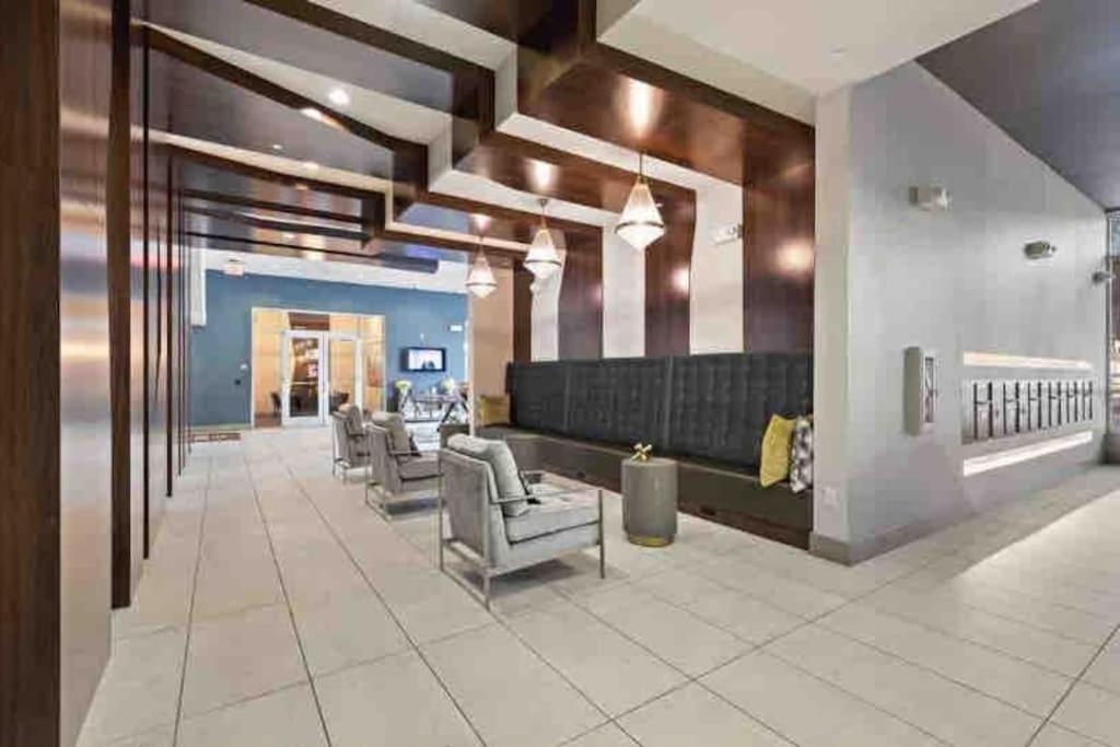 Fancy Apt Downtown. Pool. Gym. Lounge. Pet Ok 休斯敦 外观 照片