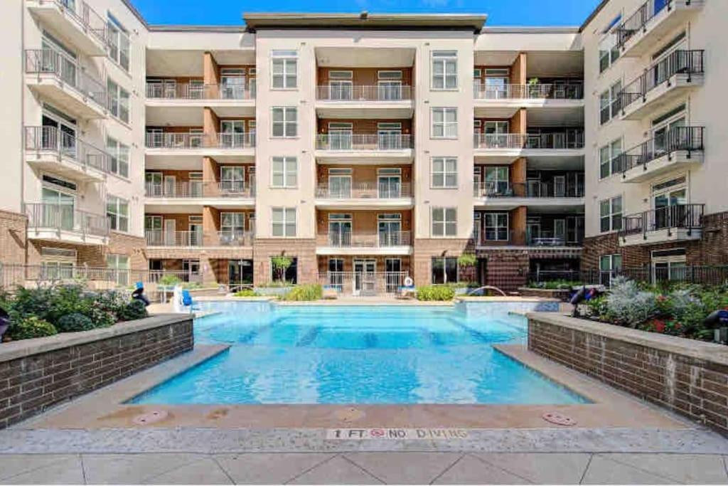 Fancy Apt Downtown. Pool. Gym. Lounge. Pet Ok 休斯敦 外观 照片