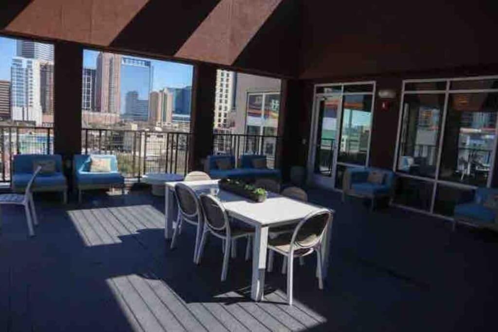 Fancy Apt Downtown. Pool. Gym. Lounge. Pet Ok 休斯敦 外观 照片