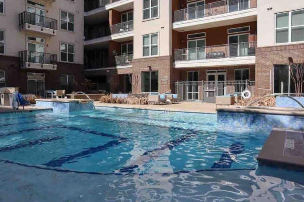Fancy Apt Downtown. Pool. Gym. Lounge. Pet Ok 休斯敦 外观 照片
